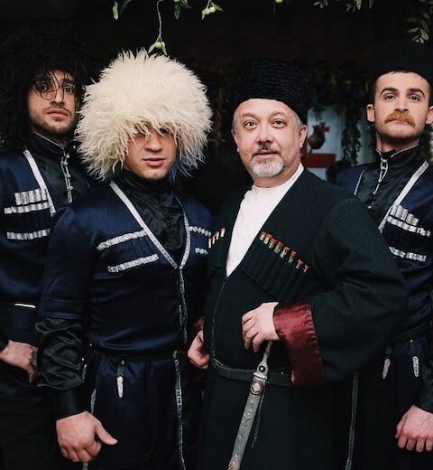 Живая музыка, концерты и шоу-программа