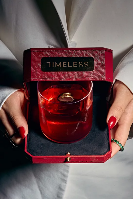 Дарим кольцо Cartier