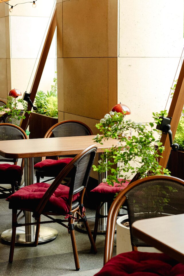 ресторан «Tondo Italian Restaurant & Bar», Летняя веранда