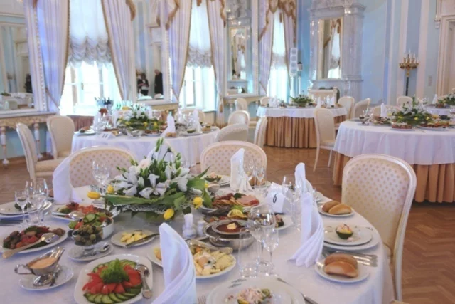 Торжество со скидкой 10%