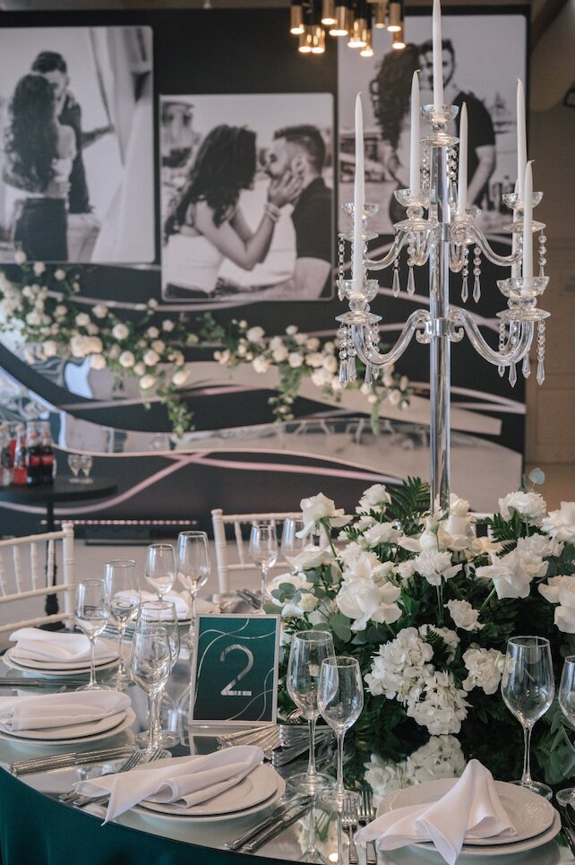 банкетный зал «КРЫМ terrace Moscow», 5 неожиданных идей для свадебной фотозоны