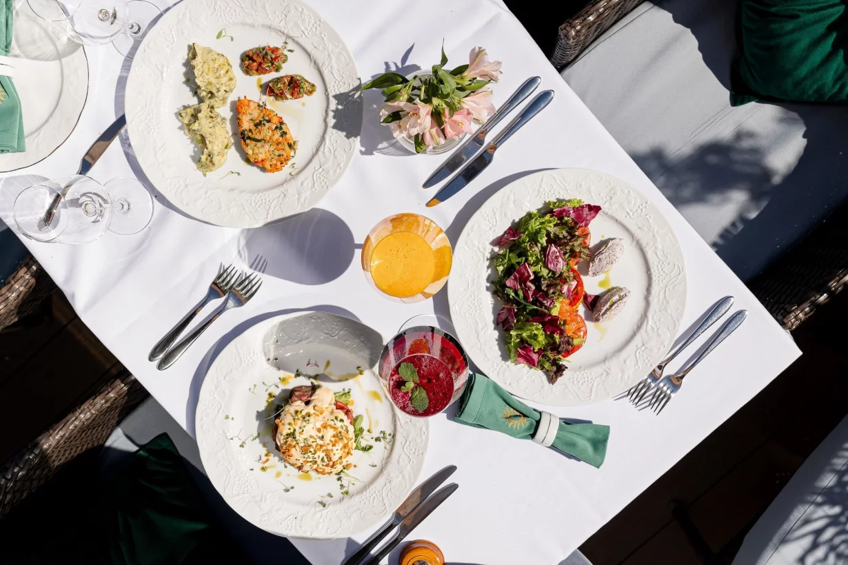 Поздние завтраки в ресторане Sabor de la Vida