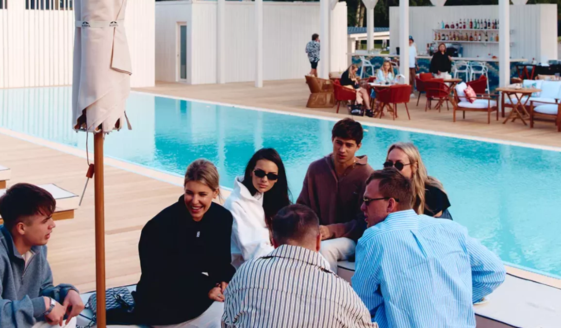 Яхт-клуб Фарватер открывает пляжный сезон запуском Pool-бара