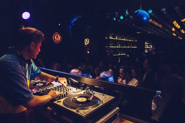 ресторан «Невесомость», Dj Wmok – vinyl only
