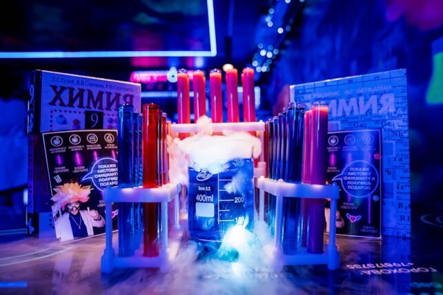 бар «Mendeleev Bar», Научный опыт