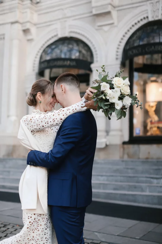 Как отпраздновать крутую свадьбу в центре Москвы по демократичным ценам? Да легко! В Bon App