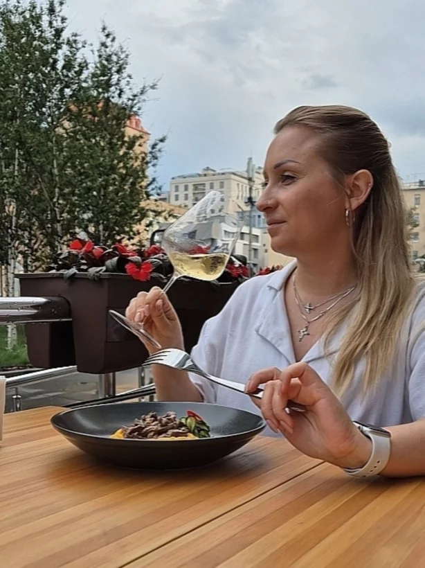Ловим летнее солнце на веранде Того Ещё Гуся