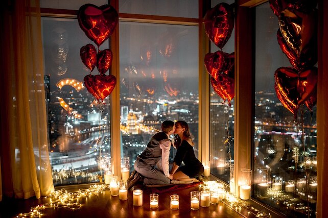 ресторан «Romantic Room», Проведите ваше 14 февраля уникально! Вы вдвоем, вид на самый центр города