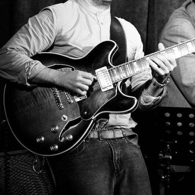 ресторан «48 стульев», Mark & The Souls Busters
