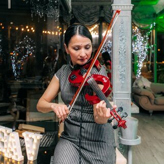 ресторан «Le Cotlete», Вечер живой музыки: скрипачка Аннасолтан