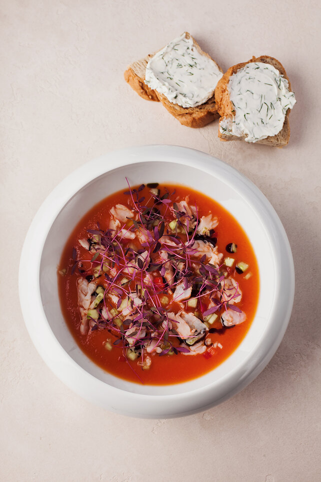 ресторан «KIT», Летний томатный крем-суп с креветками