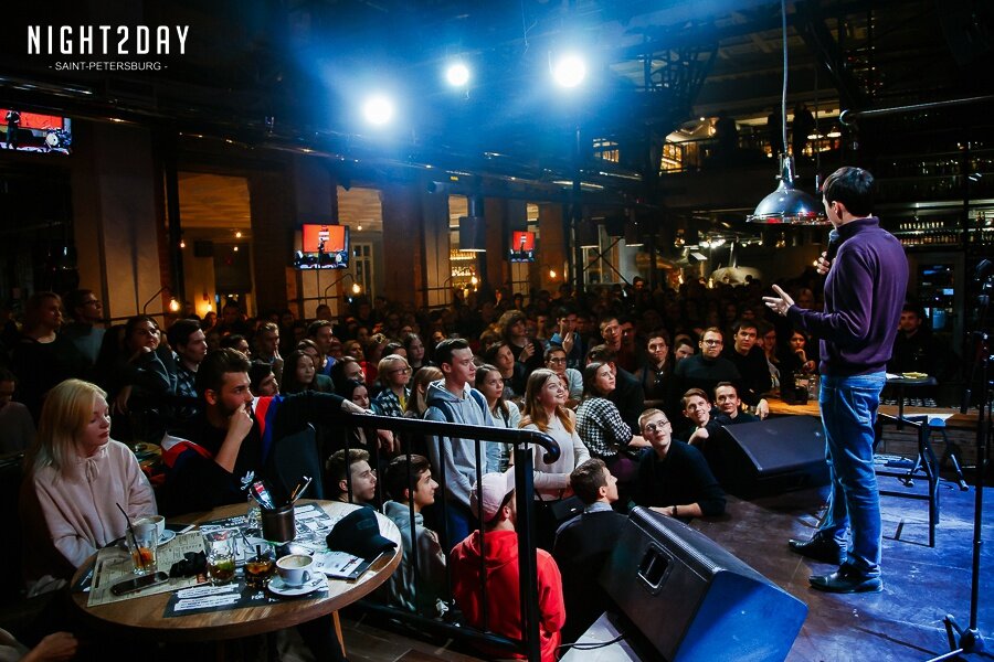 открытый микрофон спб. сева ловкачев. открытый микрофон спб. владос алешин комик. владос алешин.