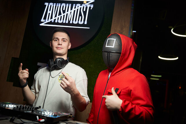 кальянная «Zavisimost`360», DJ Frostan + MC Sokol | Вечеринка