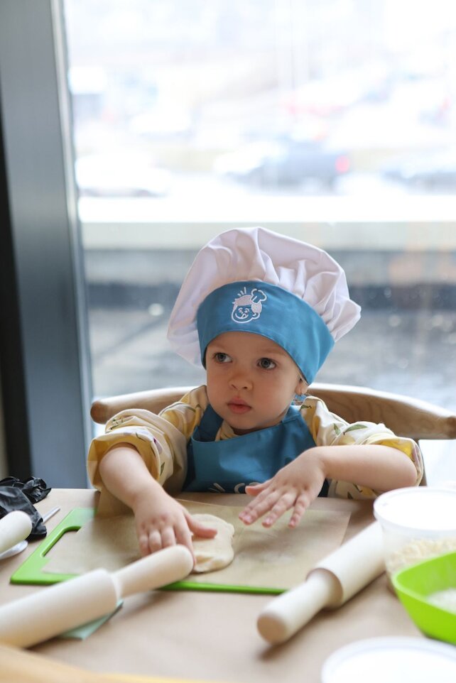 ресторан «Кукуруза», Детский кулинарный мастер-класс: готовим слойку с яблоком и карамелью вместе с Миньоном