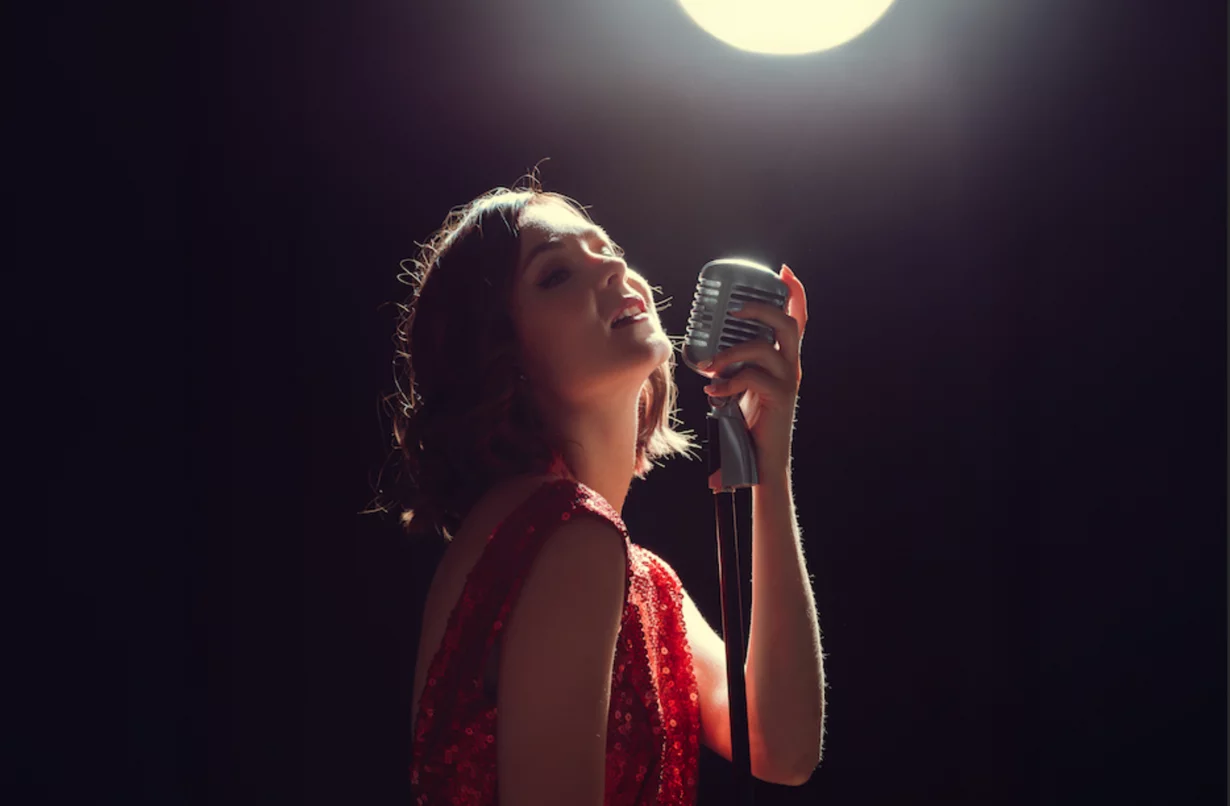 Живая музыка по пятницам