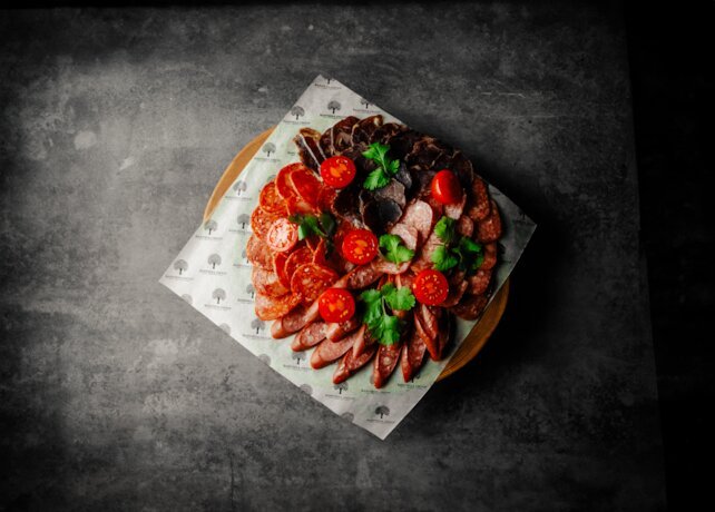 кальянная «Барвиха Lounge Тёплый Стан», Вкус без границ: откройте для себя халяльные деликатесы
