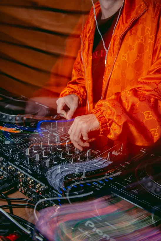 DJ сет каждую субботу