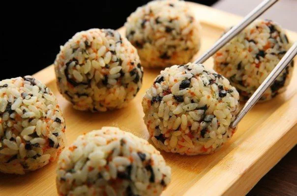 Традиционное блюдо корейской кухни чумок паб