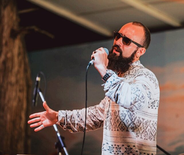 ресторан «The Buddy Cafe», Виктор Агафонов