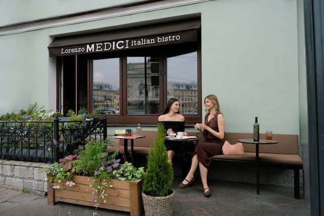 ресторан «Lorenzo Medici», 🌞 Лето на террасе Lorenzo Medici – ваше место для идеального вечера! 🍷