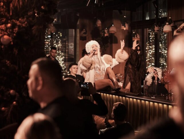 ресторан «Дружба», Новый год начинается с «Дружбы»