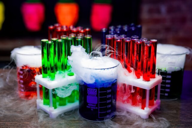 клуб «Neon Bar», Незабываемо