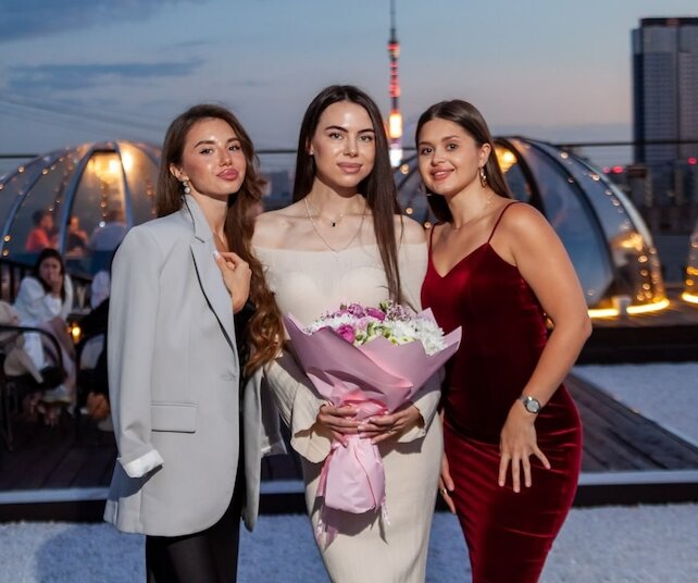 лофт «RoofTop», Подарки до 10 000 ₽ к каждой брони беседки