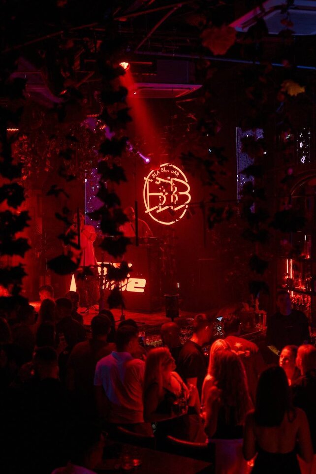ресторанный комплекс «Bla Bla Bar», Первый в мире 100% кэшбек