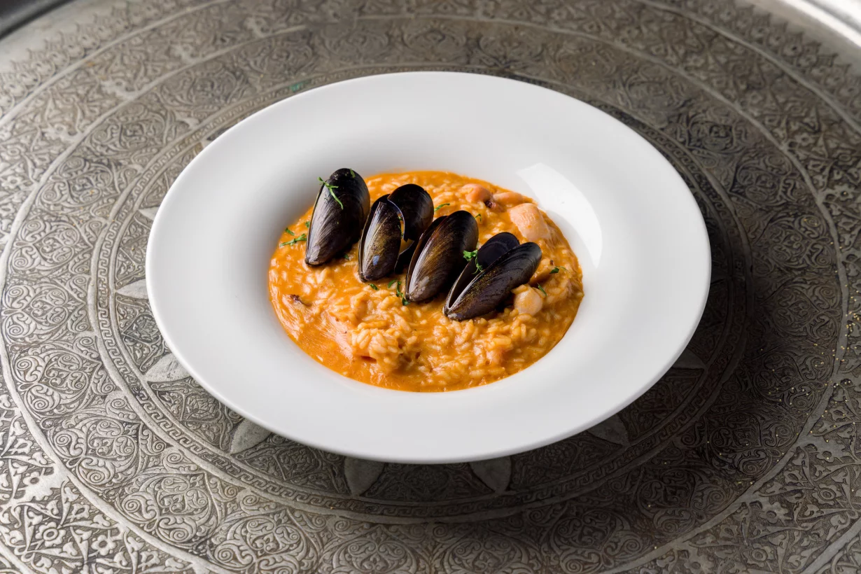 Ризотто с морепродуктами в ресторан Levantine