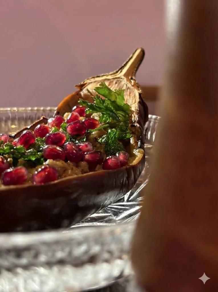 Копчёный бабагануш из баклажана в ресторан Pastrama Mama