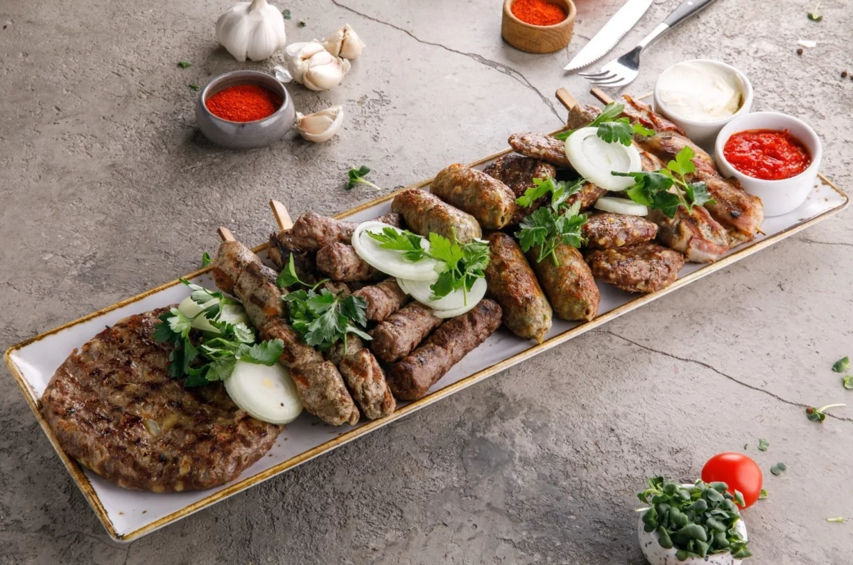 Мешано месо в ресторан Вкусновица