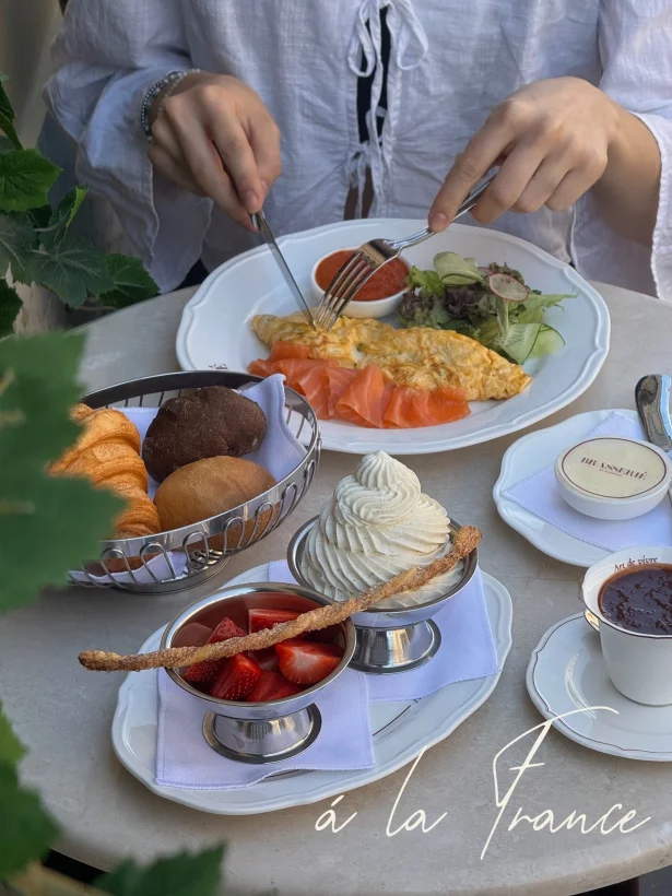Завтрак «À la France» в ресторан Brasserie by Academia