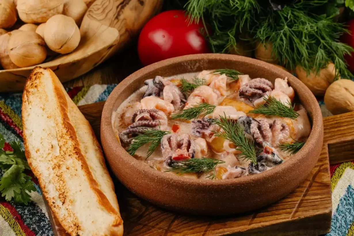 Жаркое с морепродуктами в ресторан Пиноккио Djan