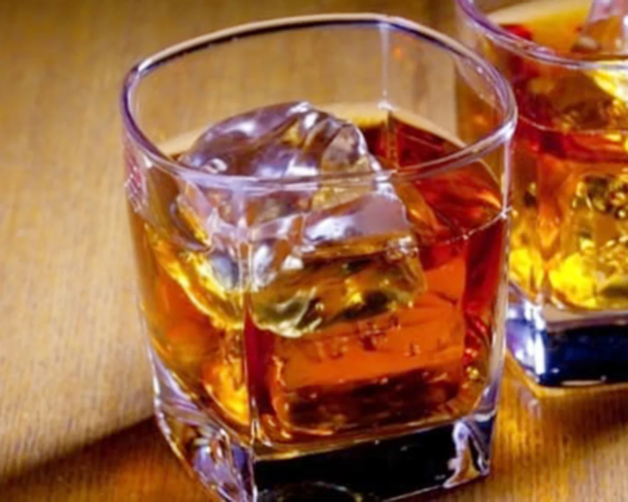Виски Jack Daniel's в клуб От Заката до Рассвета