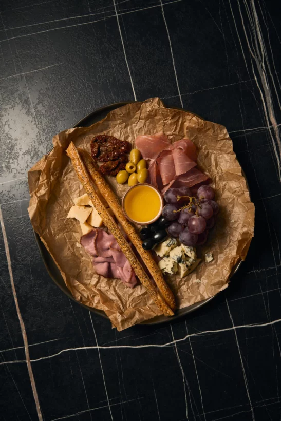 Антипасти в караоке-клуб Гримёрка