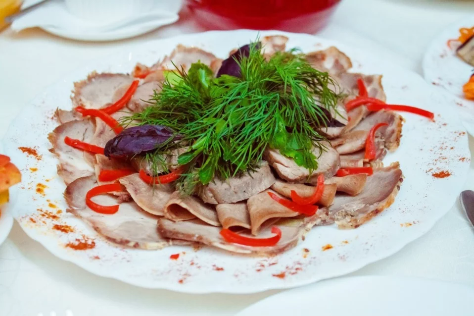Деликатесная мясная коллекция в банкетный зал Laudes