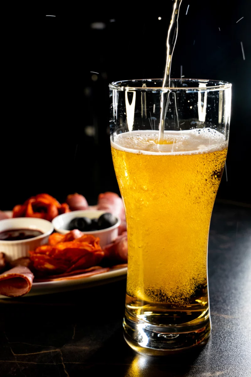 Пиво Weizenfeld Weissbier в клуб От Заката до Рассвета