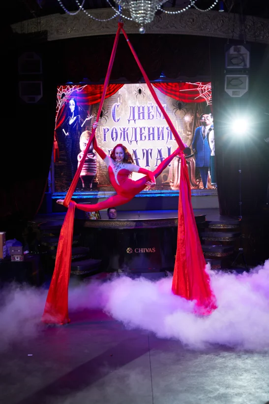 Интерьер/Экстерьер/Банкетная зона/Бар/Стол для двоих/Вход/Главный зал/Lounge зона ресторанный комплекс Soho Rooms фото