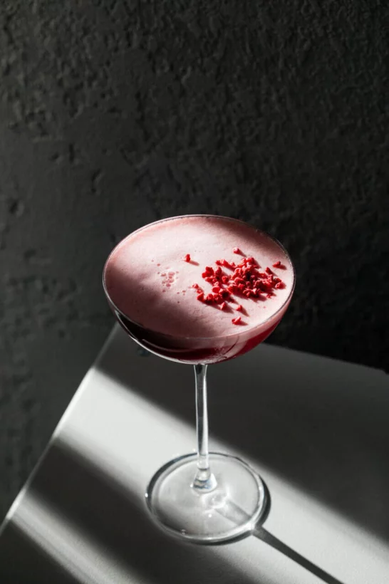 Интерьер/Экстерьер/Банкетная зона/Бар/Стол для двоих/Вход/Главный зал/Lounge зона клуб Department 57 фото