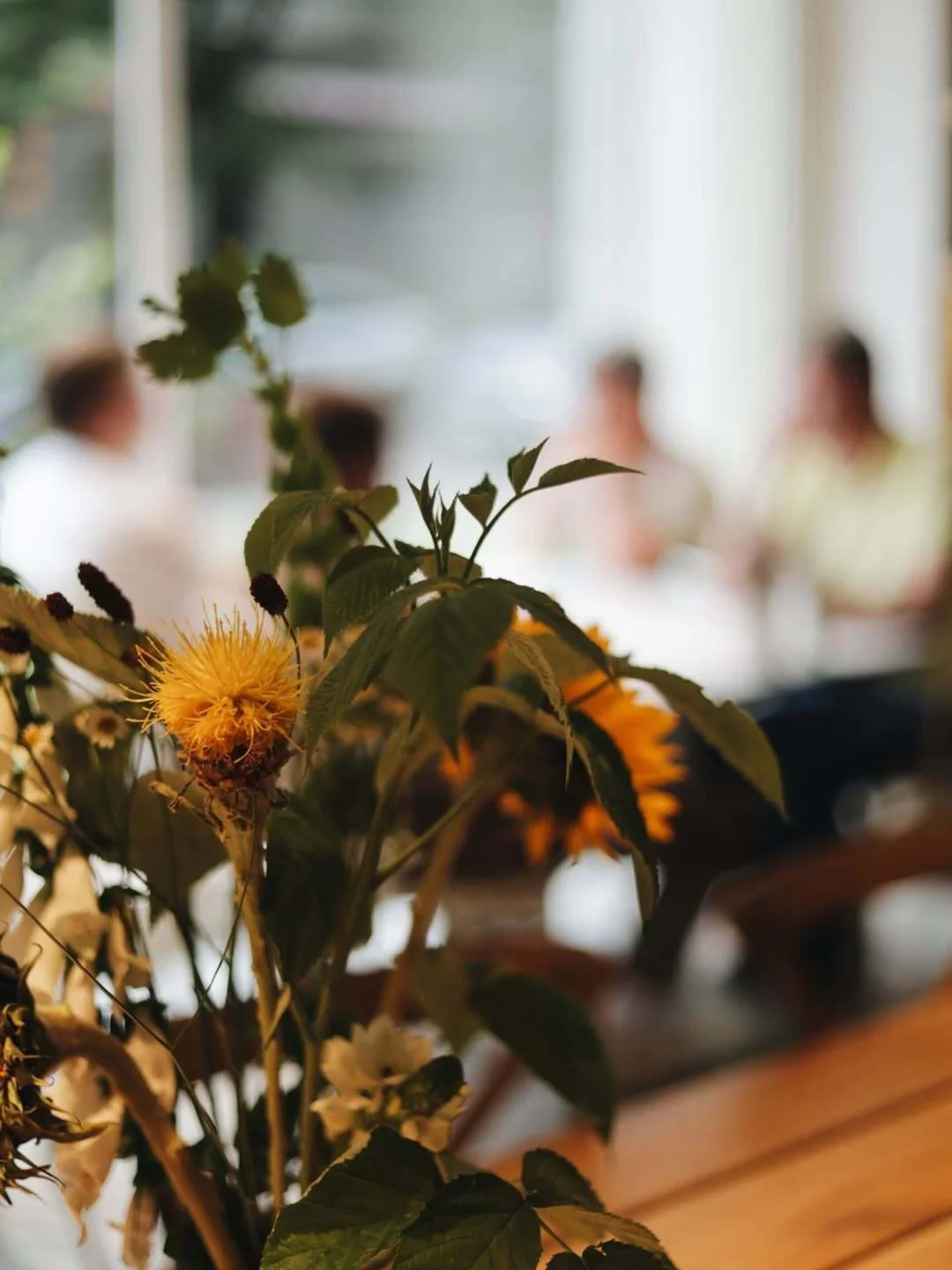 Интерьер/Экстерьер/Банкетная зона/Бар/Стол для двоих/Вход/Главный зал/Lounge зона ресторан Animals фото