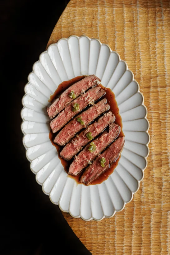 Интерьер/Экстерьер/Банкетная зона/Бар/Стол для двоих/Вход/Главный зал/Lounge зона ресторан Ro фото