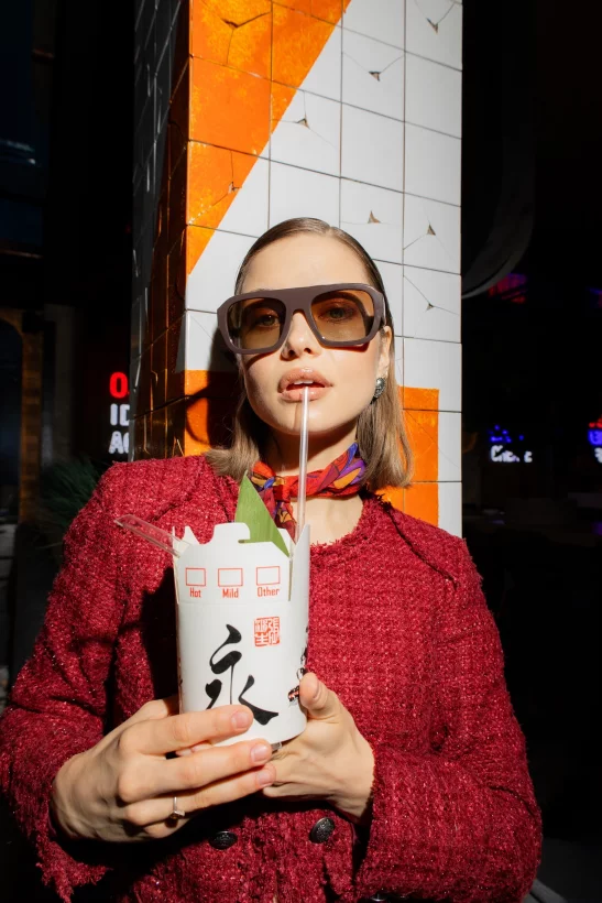 Интерьер/Экстерьер/Банкетная зона/Бар/Стол для двоих/Вход/Главный зал/Lounge зона ресторан Токио-City фото