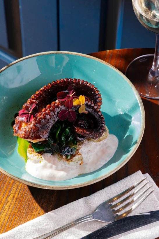 Интерьер/Экстерьер/Банкетная зона/Бар/Стол для двоих/Вход/Главный зал/Lounge зона ресторан Sapori di Italia фото