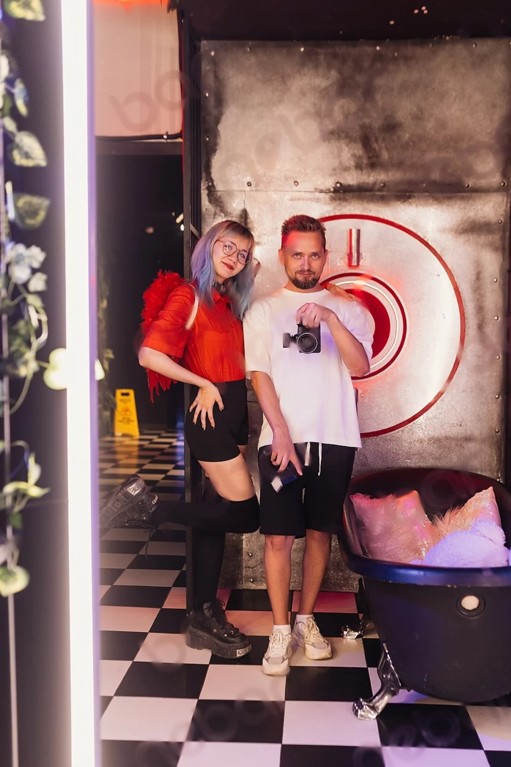 Интерьер/Экстерьер/Банкетная зона/Бар/Стол для двоих/Вход/Главный зал/Lounge зона клуб Синий Nebar фото