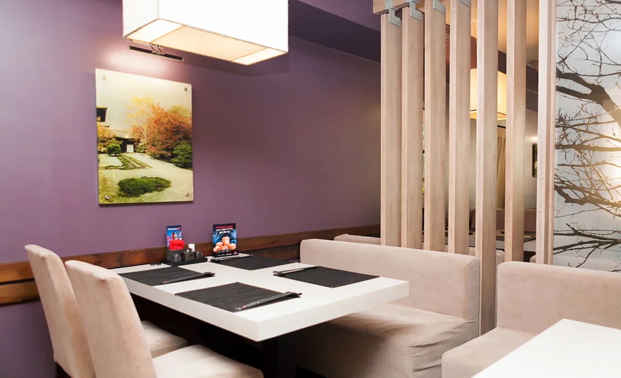 Интерьер/Экстерьер/Банкетная зона/Бар/Стол для двоих/Вход/Главный зал/Lounge зона ресторан Якитория фото