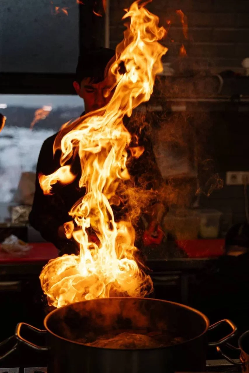Интерьер/Экстерьер/Банкетная зона/Бар/Стол для двоих/Вход/Главный зал/Lounge зона ресторан Молоко фото