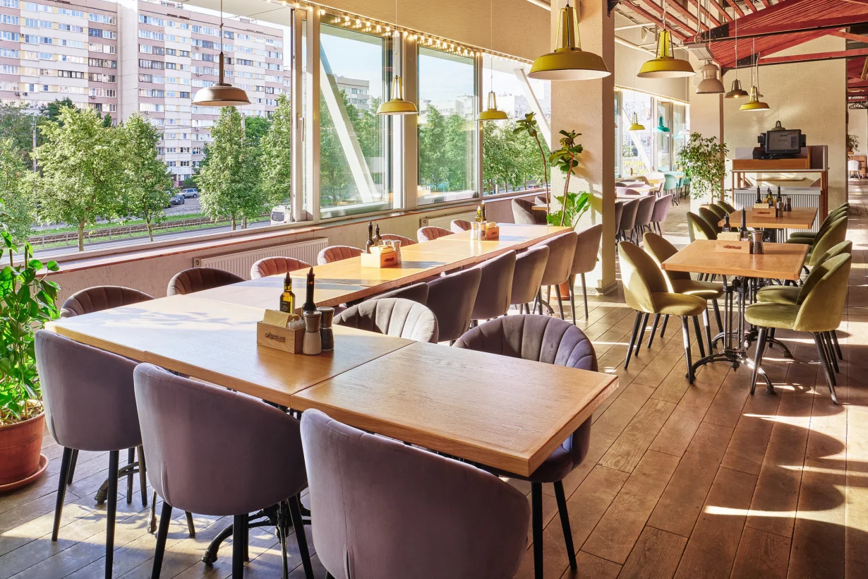 Интерьер/Экстерьер/Банкетная зона/Бар/Стол для двоих/Вход/Главный зал/Lounge зона ресторан Марчеллис фото