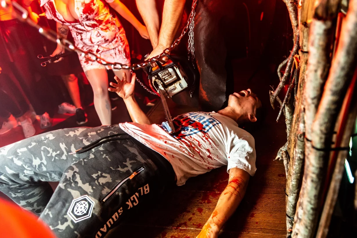 Интерьер/Экстерьер/Банкетная зона/Бар/Стол для двоих/Вход/Главный зал/Lounge зона бар Nebar фото