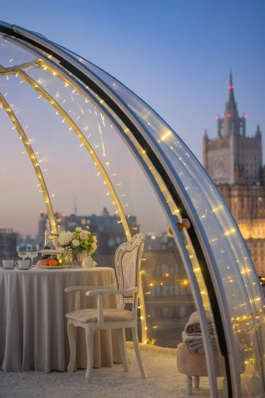 Интерьер/Экстерьер/Банкетная зона/Бар/Стол для двоих/Вход/Главный зал/Lounge зона лофт One Love фото