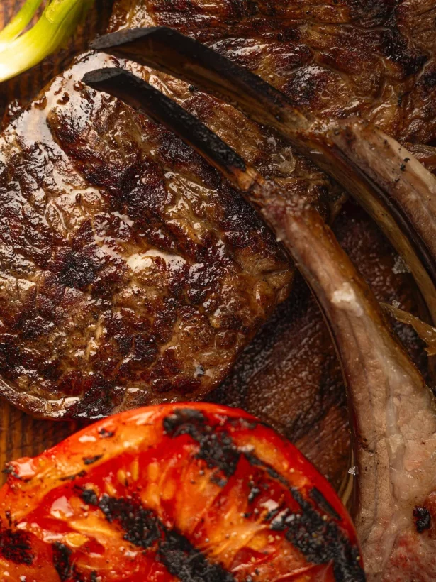 Интерьер/Экстерьер/Банкетная зона/Бар/Стол для двоих/Вход/Главный зал/Lounge зона стейк-хаус Рыбы нет фото